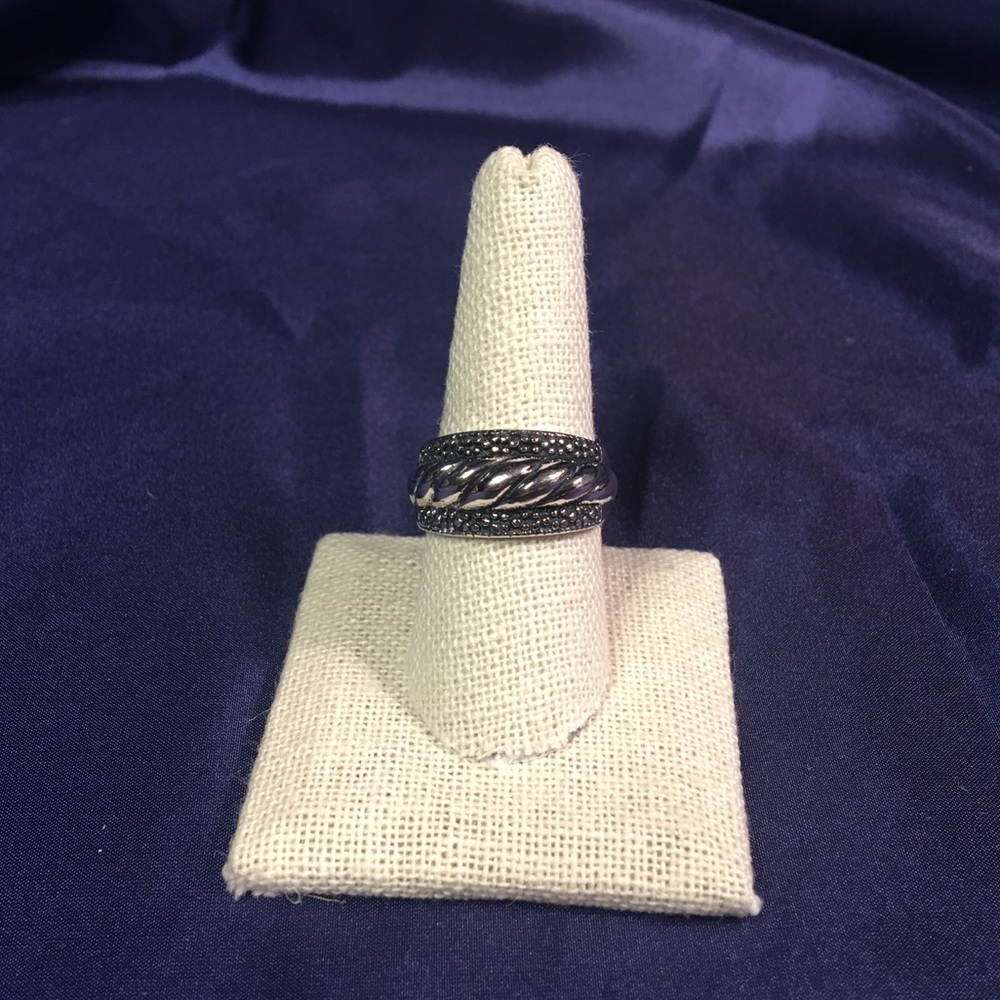 .925 silver ring